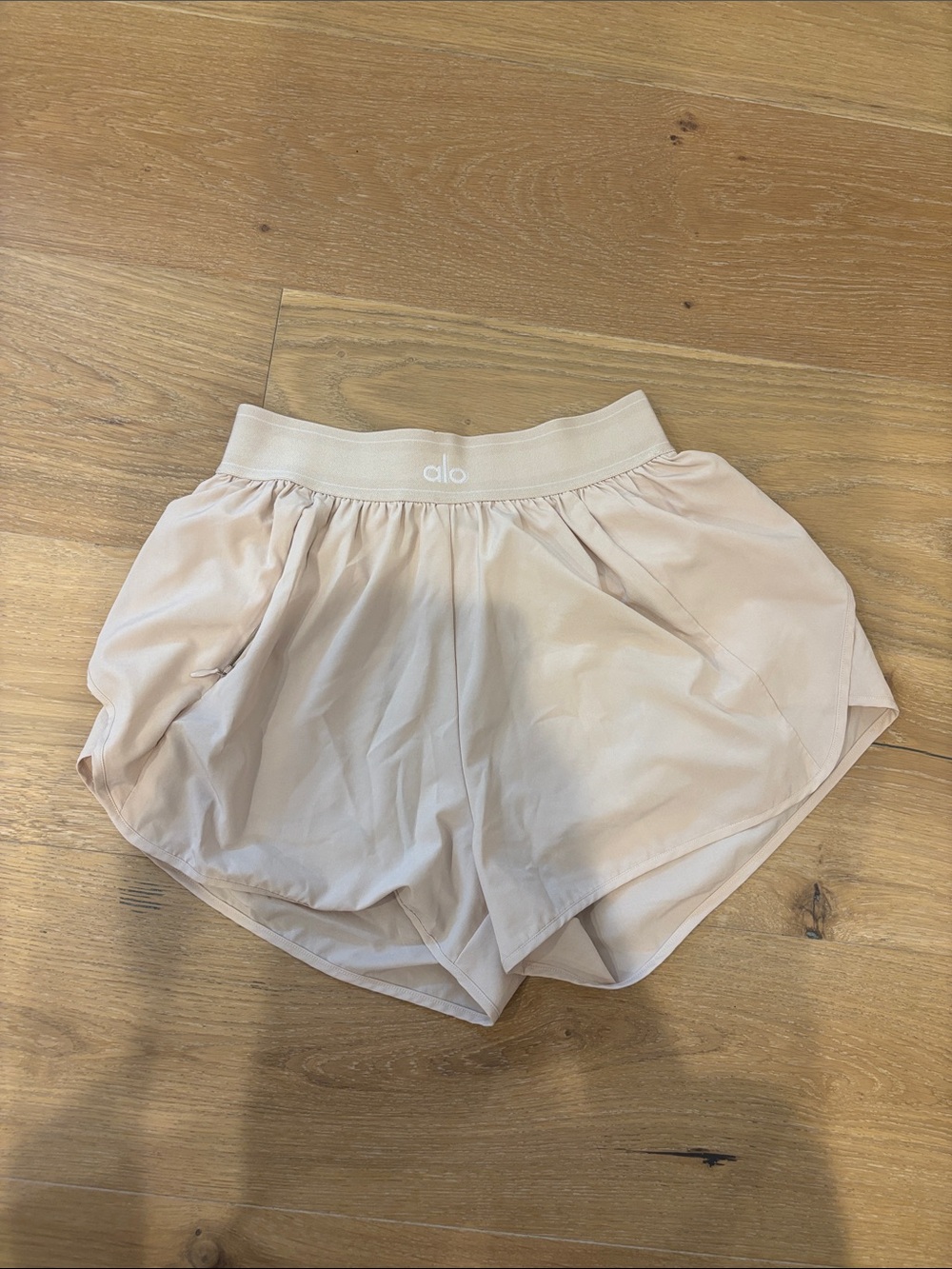 ALO Yoga Women's Athletic Shorts in Light Blush